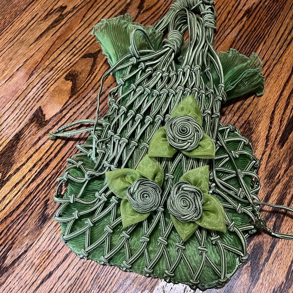 Vintage green drop purse